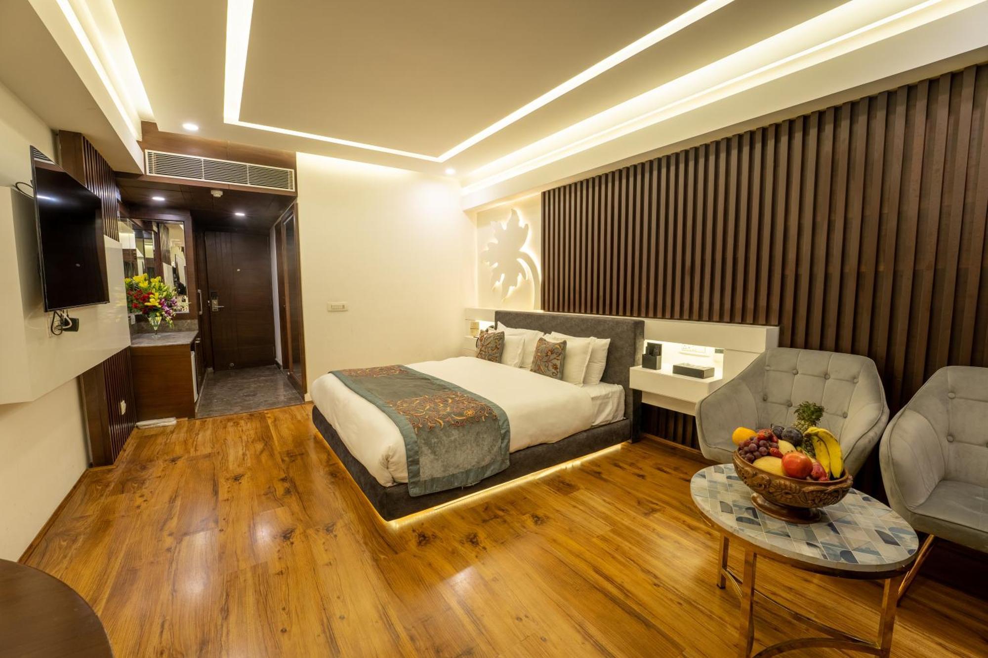 Hotel Snowland, Srinagar Экстерьер фото